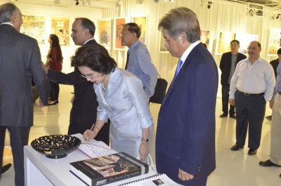 Jimmy Engineer’s Solo Painting Exhibition: A Colourful Journey of Pakistan in Singapore (Part One)